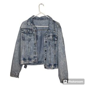 SHEIN Button Front Flap Pocket Denim Jacket, Light Wash, Medium